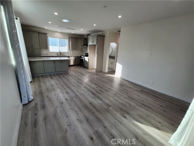 Photo - 10343 Jardine Ave