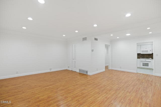 Photo - 1233 N Columbus Ave