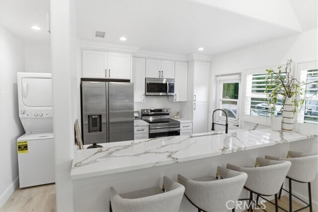 Photo - 900 Brier Ln