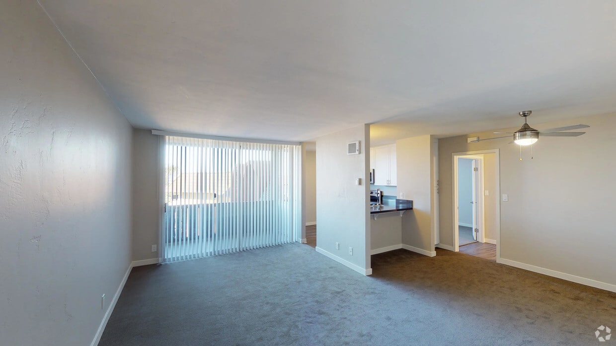 3D Tour - The Summit at Point Loma
