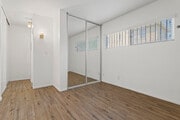 Photo - 1173 W 29th St