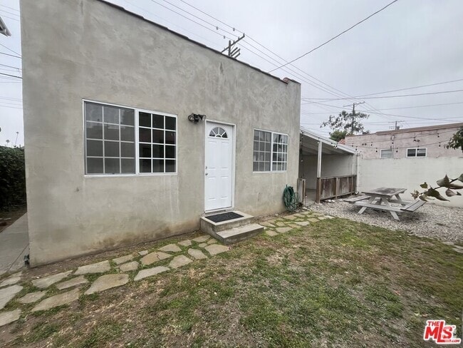 Building Photo - 849 San Miguel Ave Rental