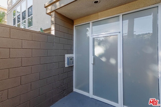 Photo - 1833 Normandie Ave Unit 204