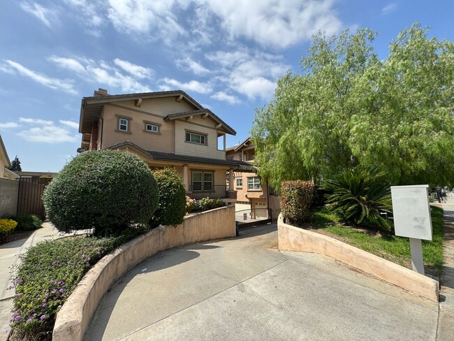 Available May 2025: 3 Bedroom, 3 Bathroom ... - Available May 2025: 3 Bedroom, 3 Bathroom ... House