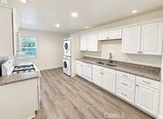 Photo - 1715 N Glenoaks Blvd