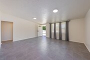 Photo - Oak View Abode