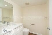 Photo - 122 Palmyra Dr