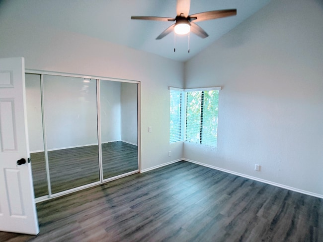 Photo - 22725 Lakeway Dr Unit #390