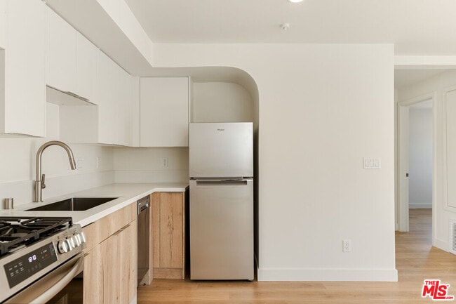 Photo - 2845 1/2 Marsh St