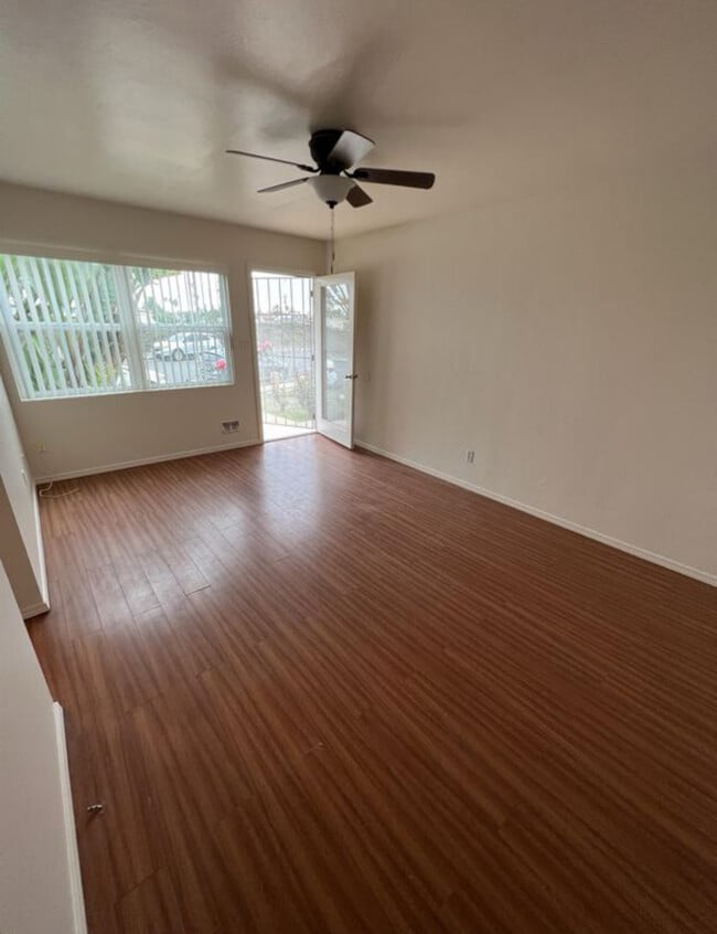 Photo - 4518 Boundary St