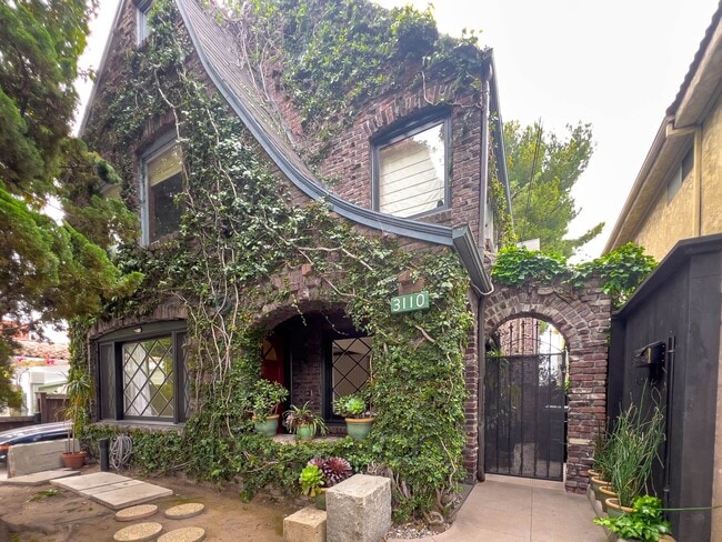 Stunning 2 BR Santa Monica Duplex with Views! - Stunning 2 BR Santa Monica Duplex with Views! House