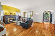 Photo - 649 S Orange Dr House