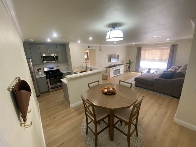 Photo - 5224 Denny Ave Unit 113