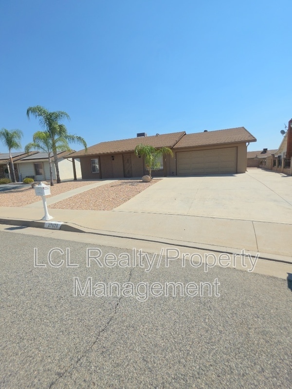 Building Photo - 27670 Boston Dr Rental