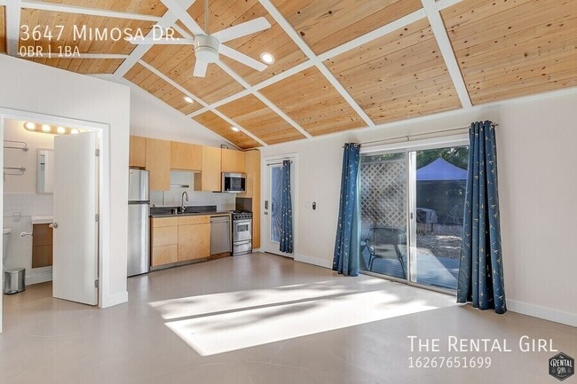 Building Photo - 3647 Mimosa Dr Rental
