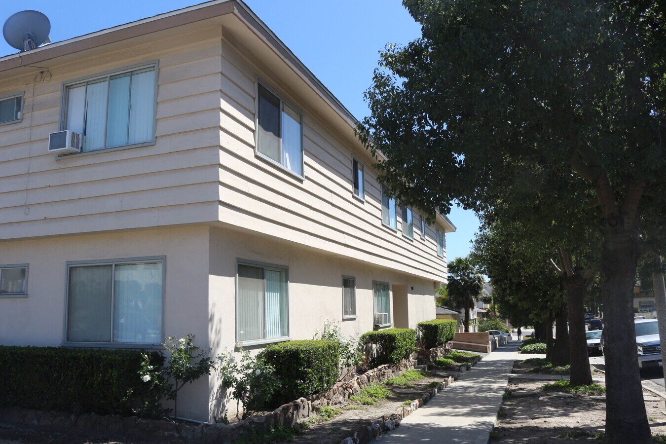 Photo - 914 Alma St.