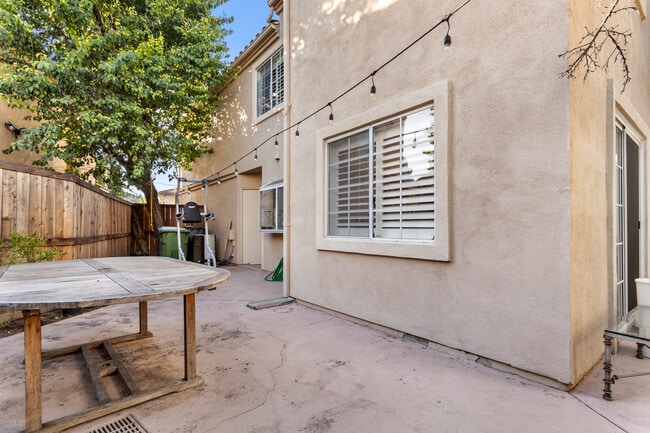 Photo - 4386 Willow Glen St