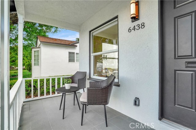 Photo - 6438 Lindley Ave