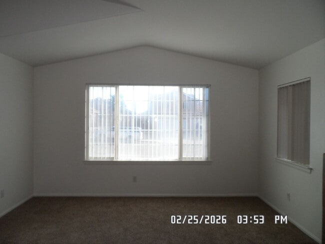 Photo - 3 Bedrooms, 2 Bathrooms, Approx 1582 sq. ft., 2 Car Garage, Fenced Back Yard, Rock-scaped Front Y...