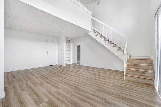 Photo - 3415 McLaughlin Ave Unit 208