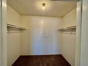 Photo - Spacious Upstairs 2 bedroom in Allied Gardens!