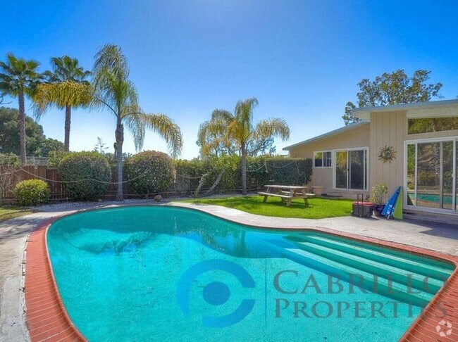 Building Photo - 5063 Chaparral Way Rental