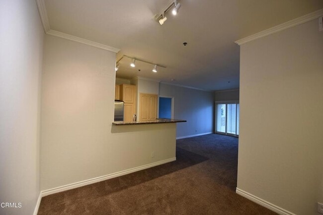 Photo - 300 N El Molino Ave Unit 323