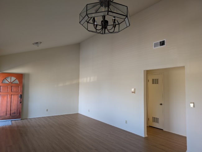 Photo - 1328 W Gardena Blvd Unit 2