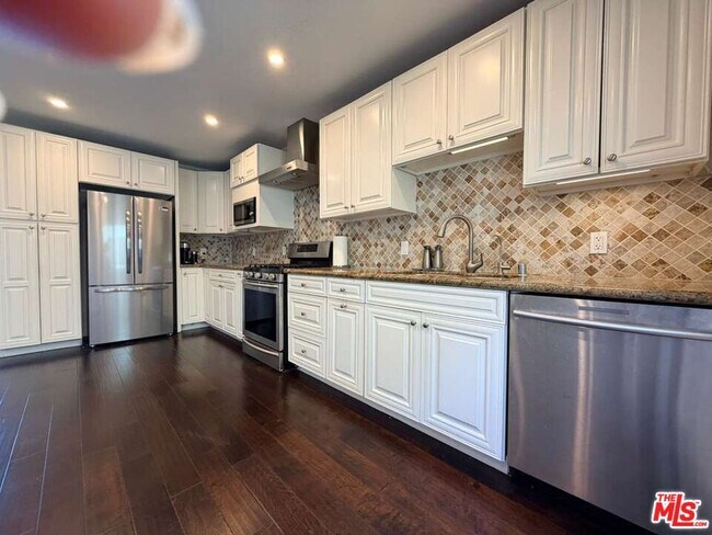 Photo - 4001 W 165th St Unit C