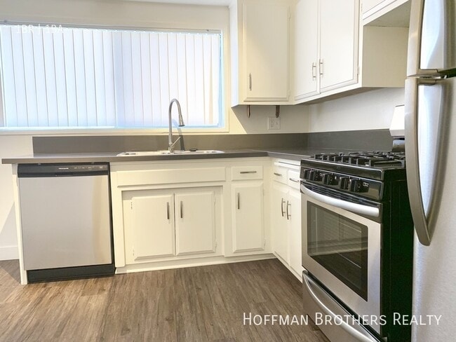 Photo - 3772 Lockland Dr Unit 18
