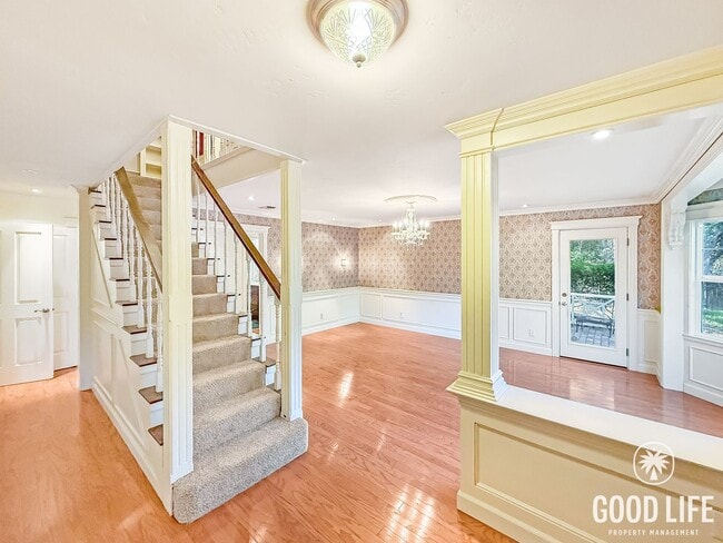 Photo - Beautiful 3Bd/2Ba Home On Over an Acre Lot!