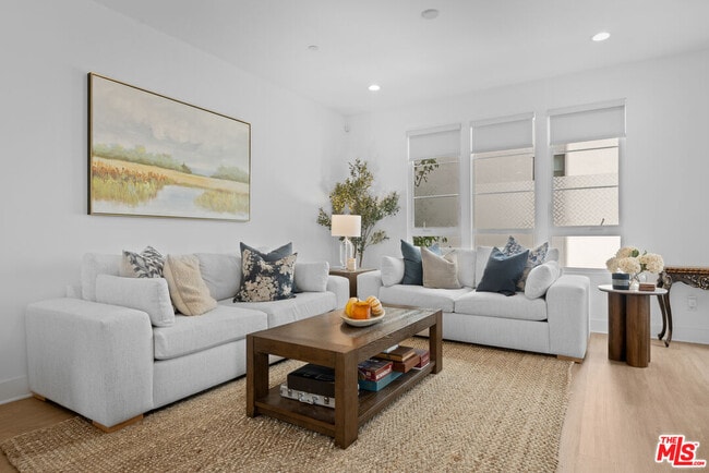 Photo - 10827 W Riverton Ct