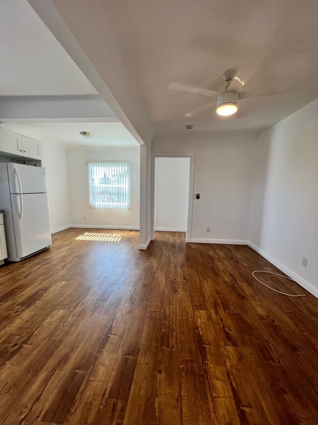 Photo - 4172 S Hobart Blvd Unit 4172