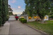 Photo - 995 S La Luna Ave House