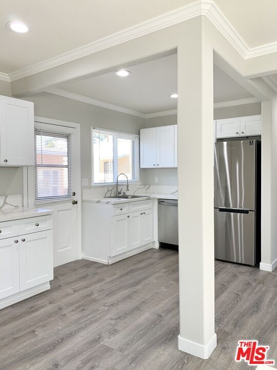 Photo - 604 Windsor Rd Unit B