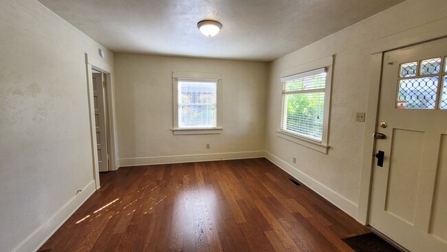 Photo - Coming Soon! 1 Bed 1 Bath Charming Craftsman Cottage