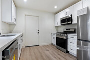 Photo - 532 E 97th St Apartment Unit 3