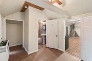 Photo - 23083 Hemlock Ln