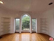 Photo - 942 S Mansfield Ave Unit 3