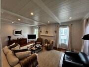Photo - 1063 1/2 S Sycamore Ave Apartment Unit 10631/2