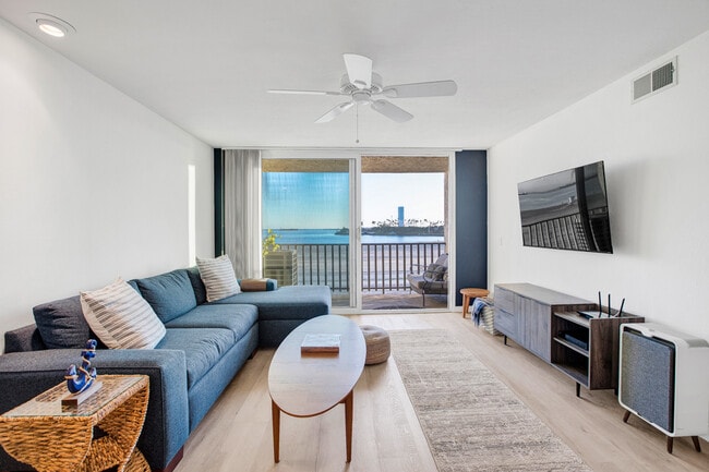 Building Photo - 1140 E Ocean Blvd Unit 235