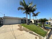 Photo - Beautifully landscaped 3BR/2BA house in La...