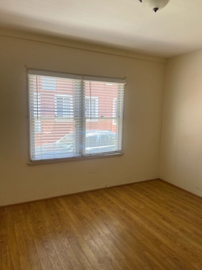 Photo - 629- Unit #3