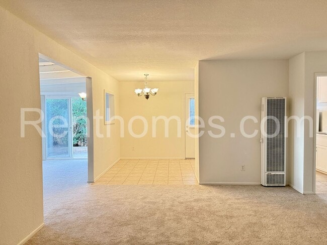 Photo - 5281 Constitution Rd