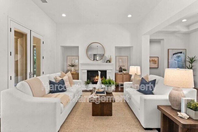 Photo - 939 Bluejack Rd