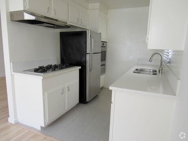 Building Photo - 505 Idaho Ave Rental