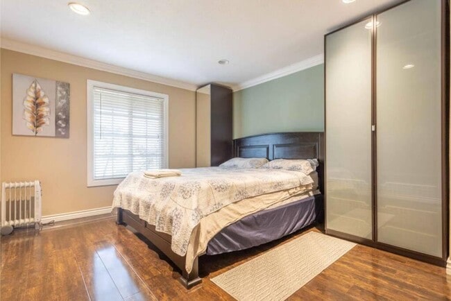 Photo - 2744 E Bennett Ave