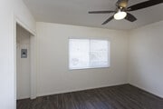 Photo - Beautiful 2 Bedroom in Ocean Beach with TW... Apartment Unit 4447
