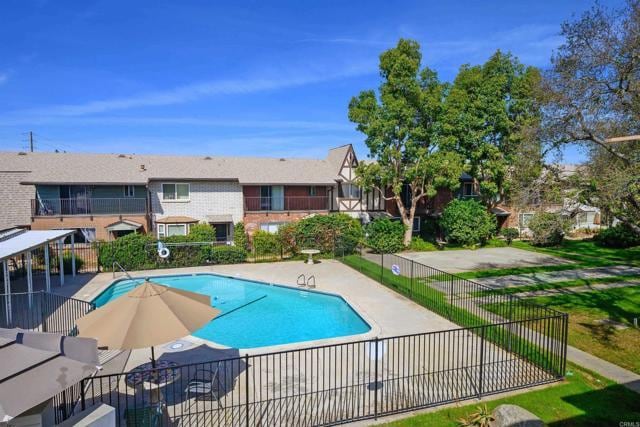 Photo - 749 S Mollison Ave