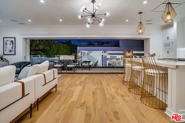 Photo - 1524 N Sierra Bonita Ave